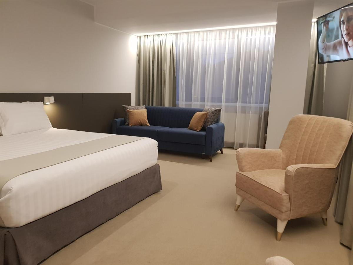 Hotel Novo Boutique Râmnicu Vâlcea Esterno foto